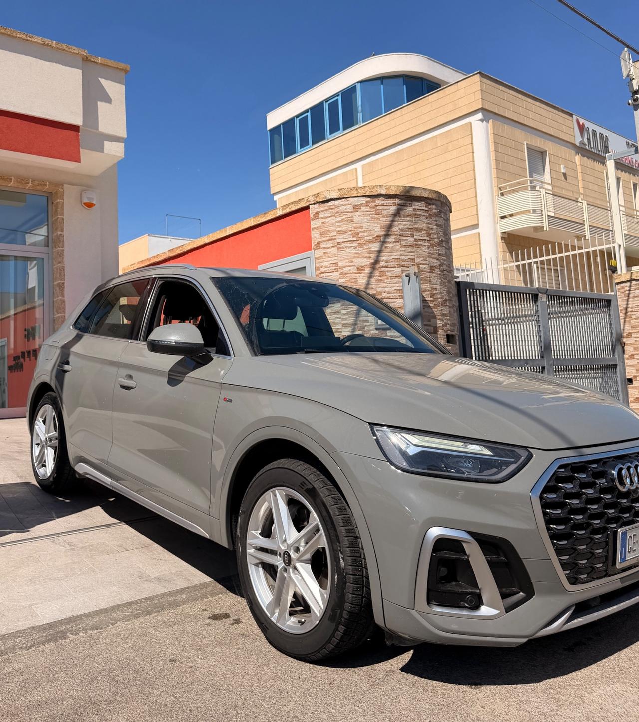 Audi Q5 40 TDI S-LINE-2022 MATRIX/19"/MISTO PELLE