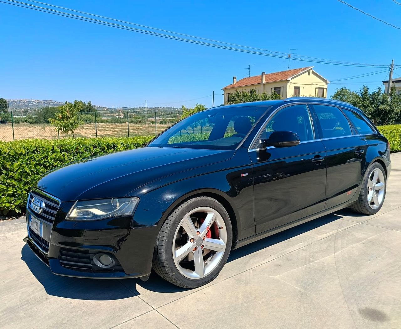 Audi A4 Avant S-Line 2.0 TDI 143CV F.AP.