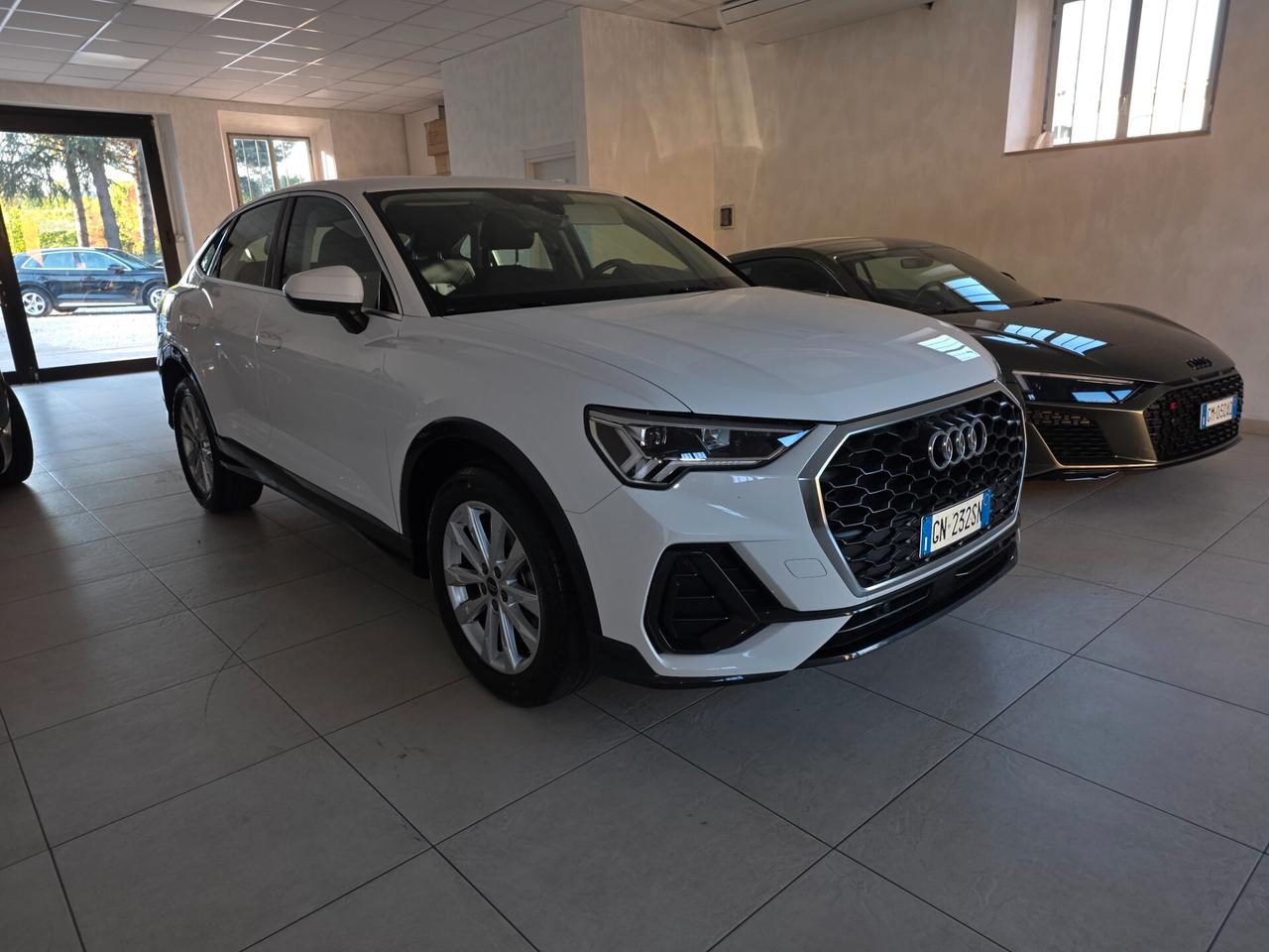 Audi Q3 SPB 35 TDI Business Plus