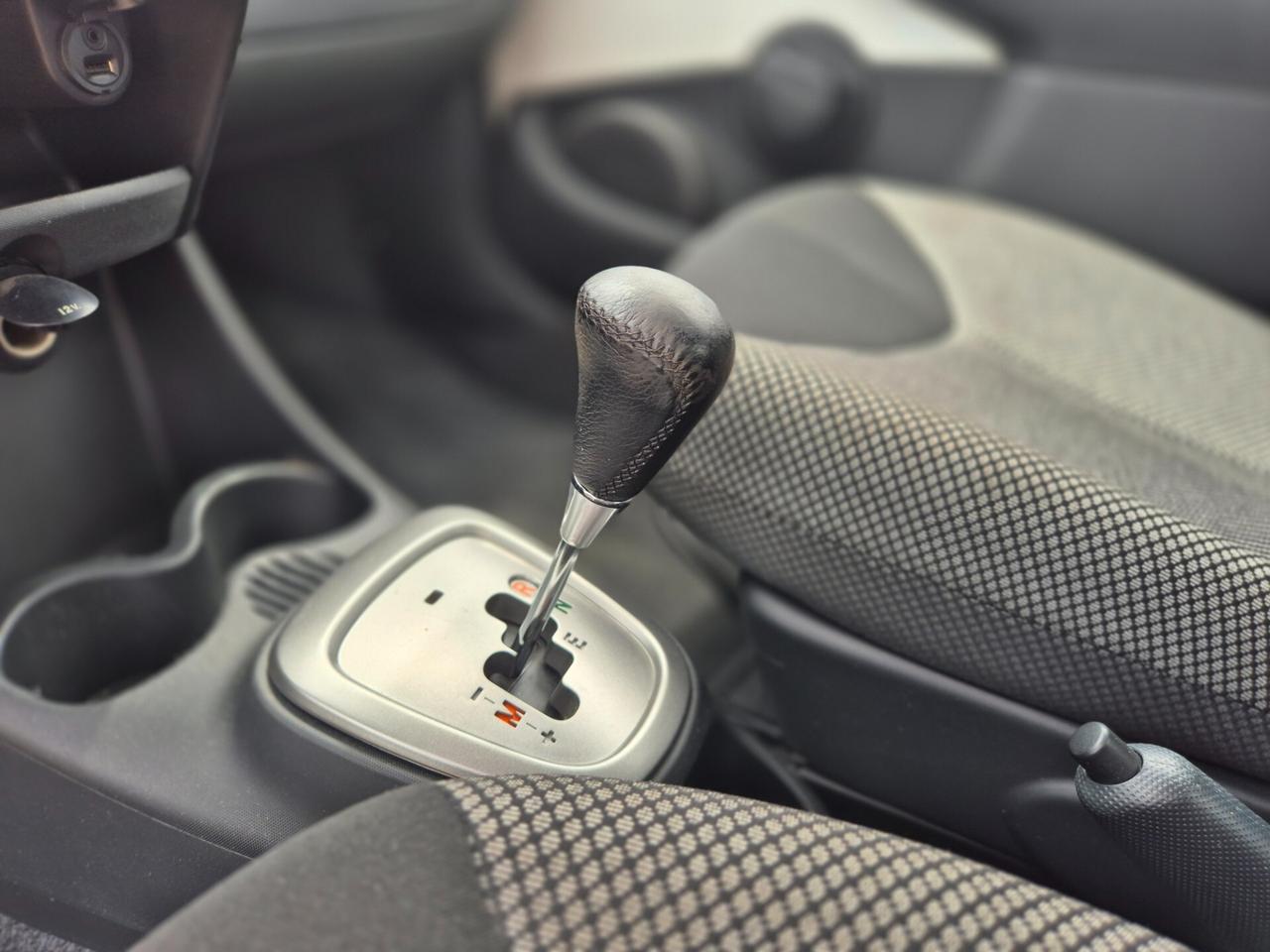 Toyota Aygo 1.0 12V VVT-i 5 porte Automatica