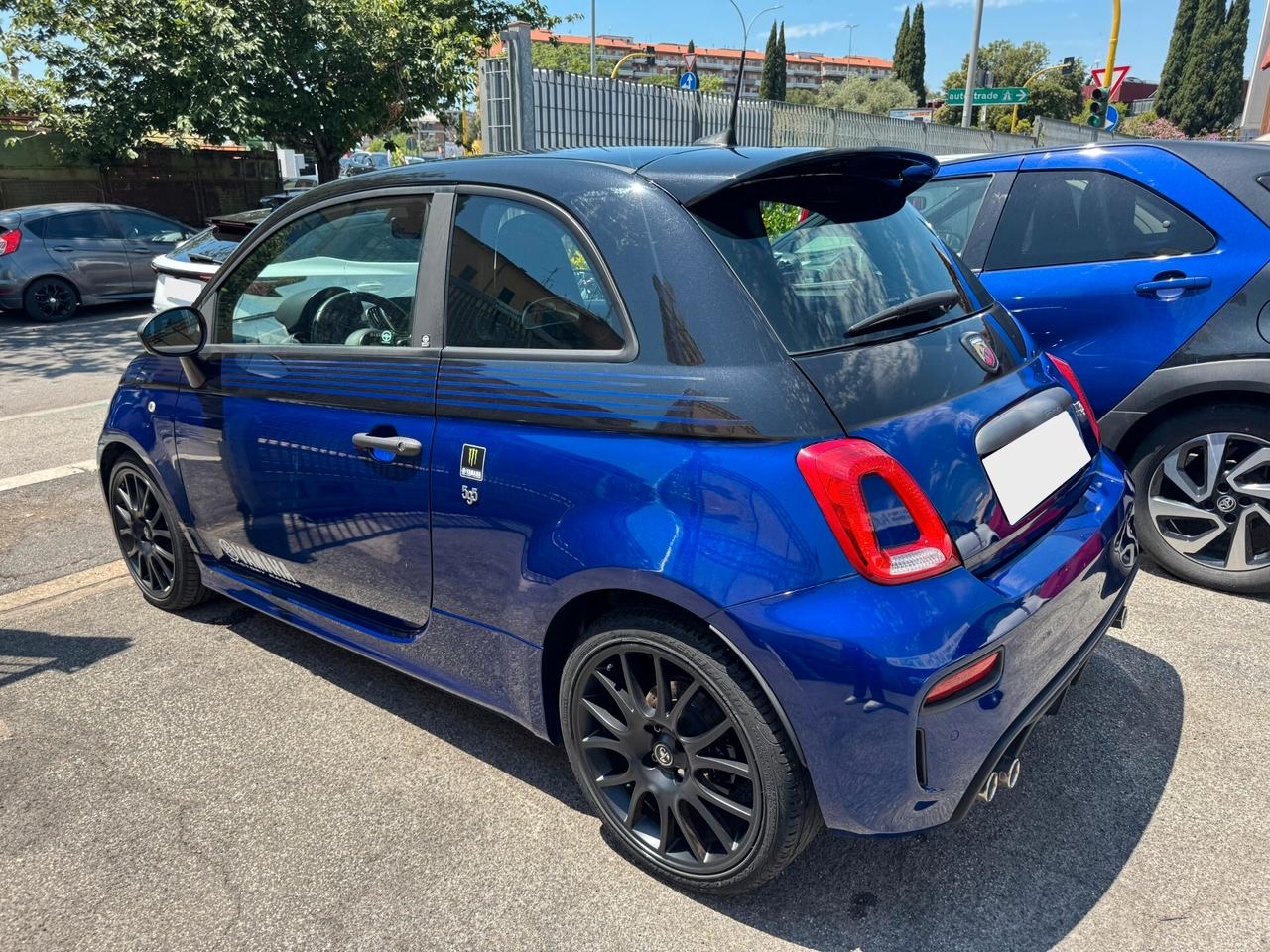 Abarth 595 1.4 Turbo T-Jet 165 CV Monster Energy Yamaha