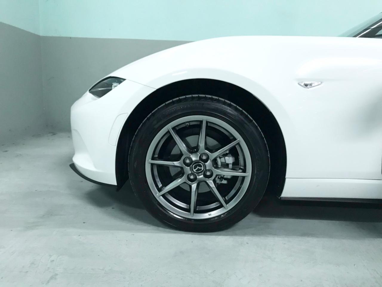 Mazda MX-5 1.5L Skyactiv-G Exclusive-Line