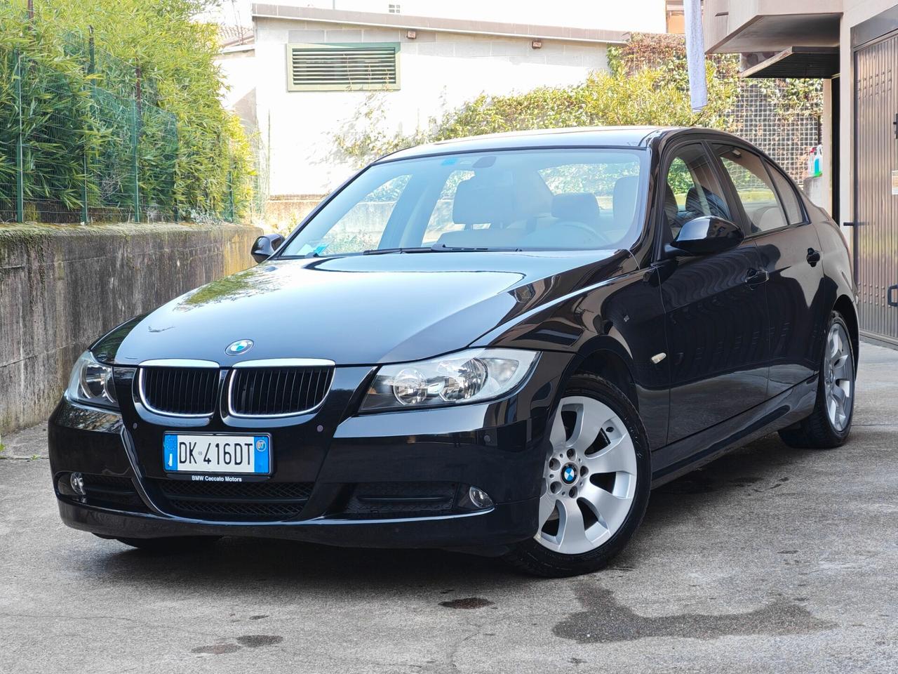 BMW 318i 2.0 BENZINA 143cv / Uniproprietario