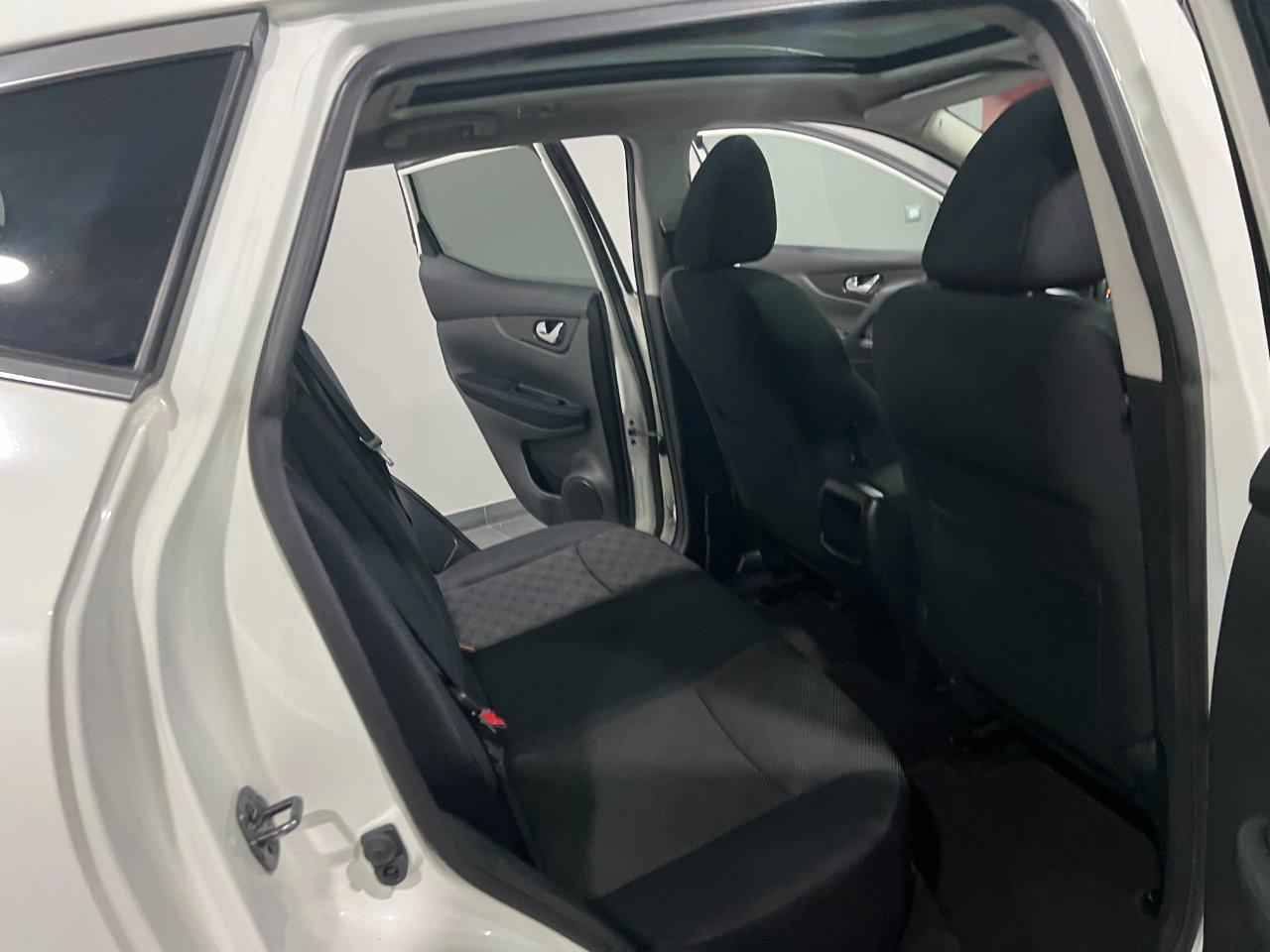 Nissan Qashqai 1.5 dci Tekna 110cv E6 TETTO PANORAMICO