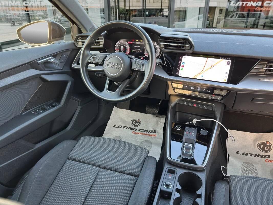 Audi A3 Sportback 30 1.0 tfsi mhev Business AUTOMATICA E CARPLAY