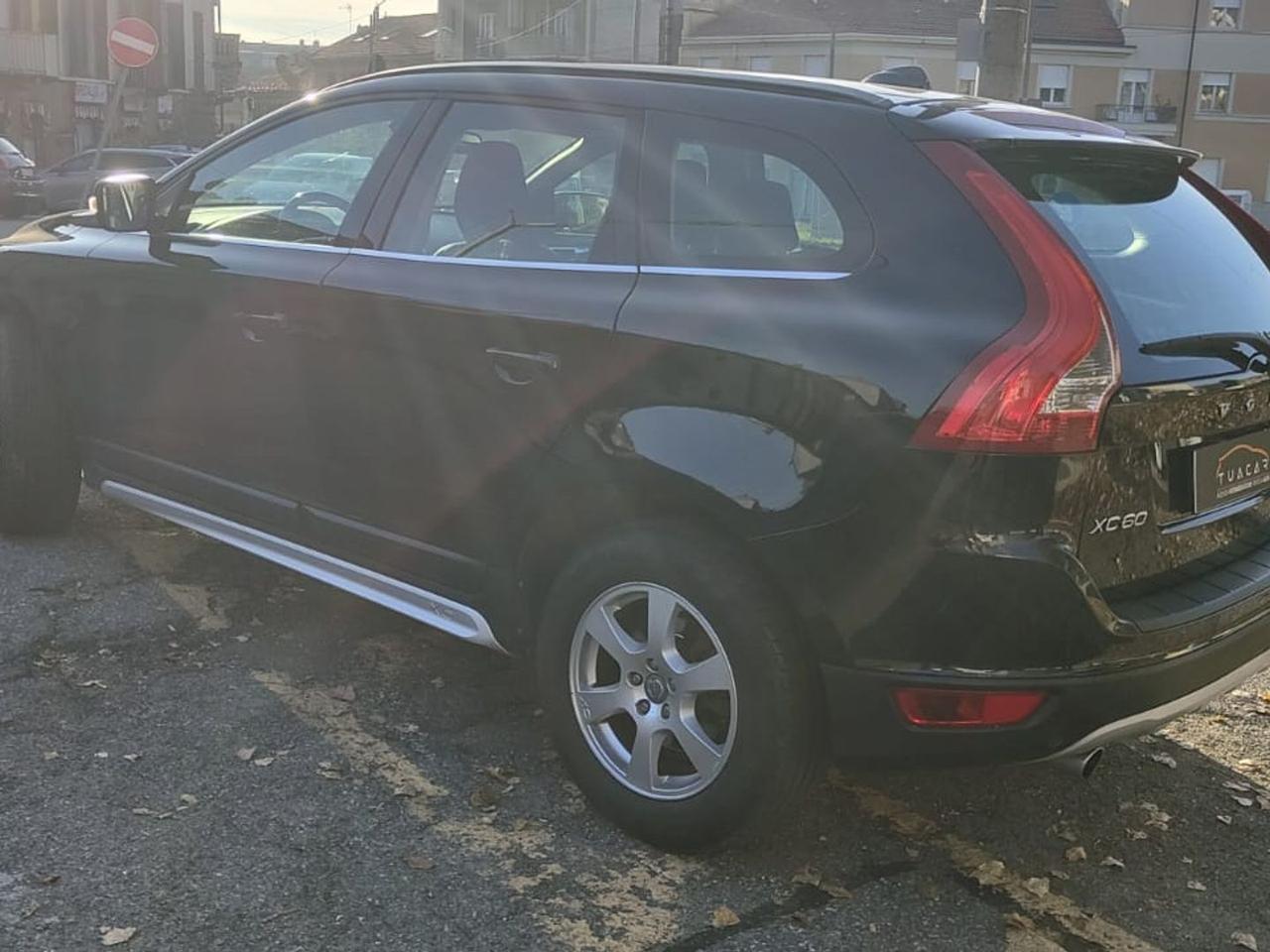 Volvo XC 60 2.4 D3 Kinetic #7699