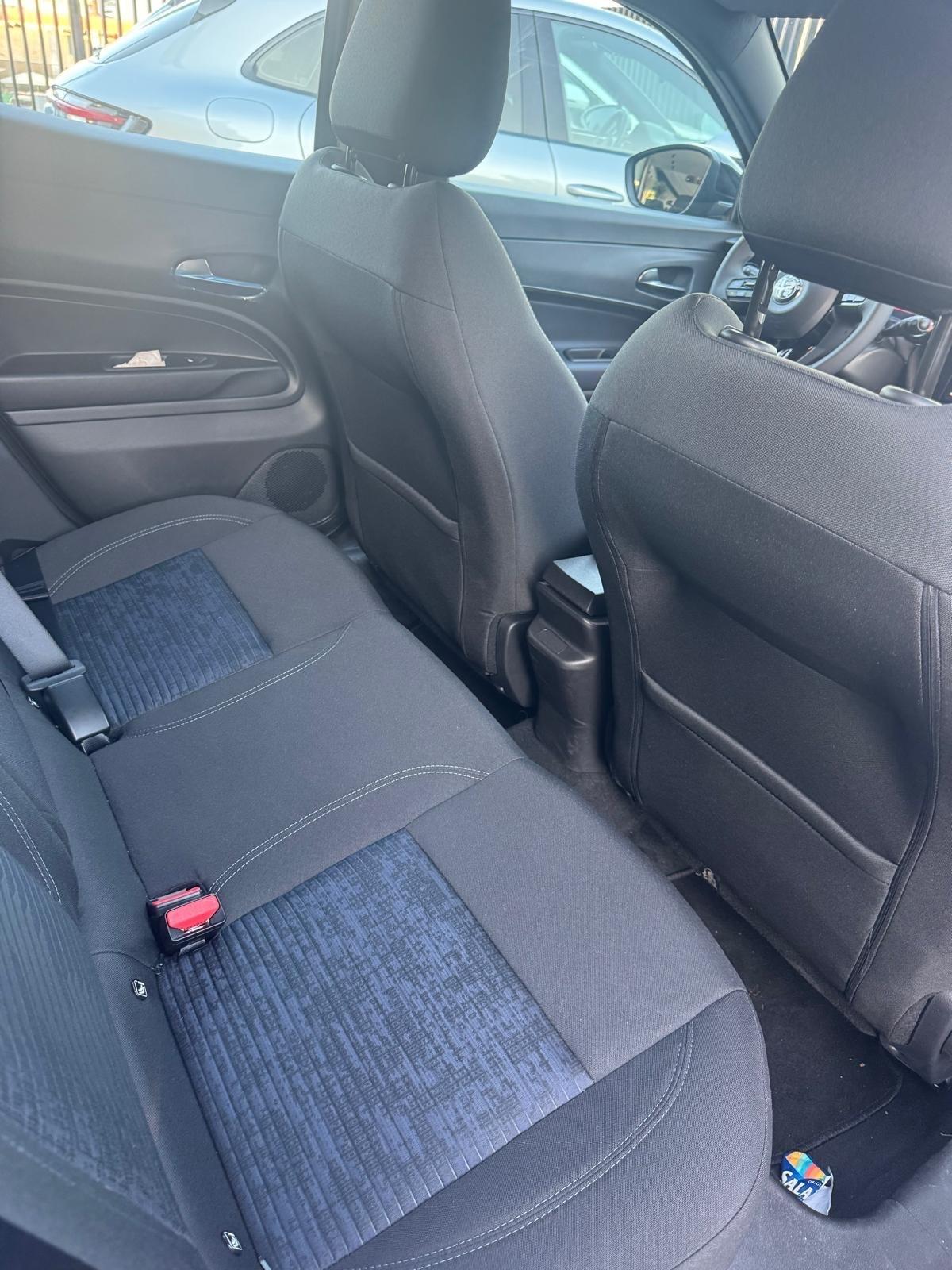 Alfa Romeo Junior 1.2 136 CV Hybrid eDCT6