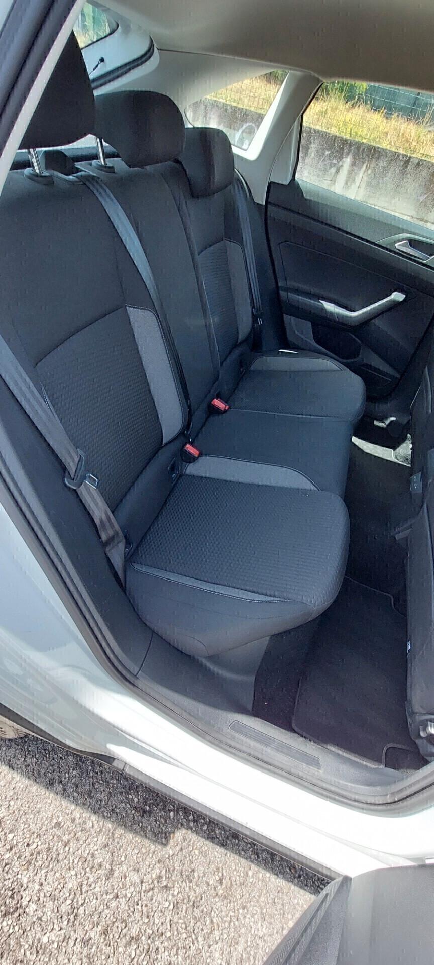 TAIGO 1,0 BENZINA LIFE 110 CV STRAFULL OPTIONAL NAVI RETROCAMERA TELEFONO FULL FULL