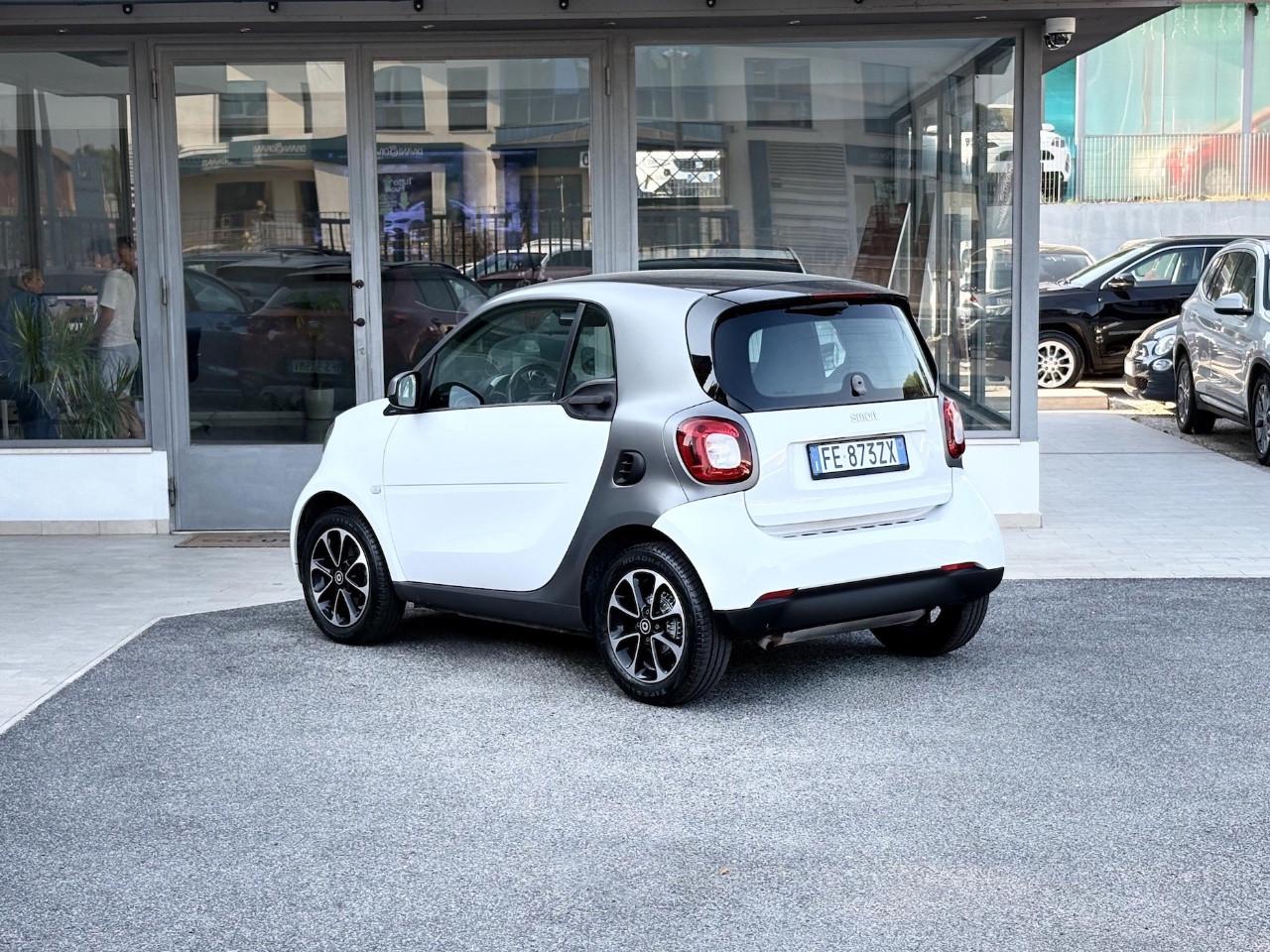 Smart forTwo 1.0 Benzina 71CV E6 Automatico - 2016