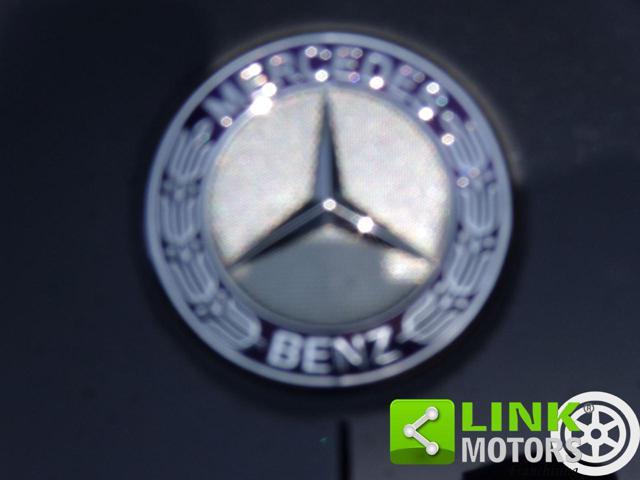 MERCEDES-BENZ C 200 d Auto Premium con Garanzia!