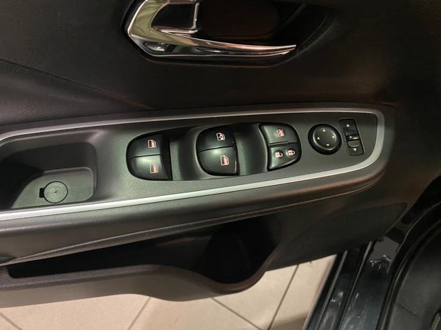 NISSAN Micra 1.0 92 CV 5 porte Acenta