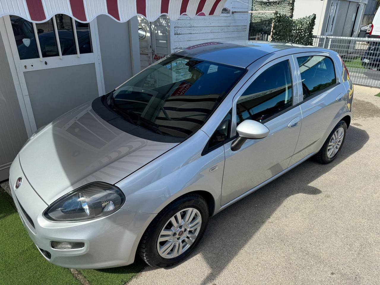 Fiat Punto 1.3 diesel 95 CV 2016 Lounge garanzia
