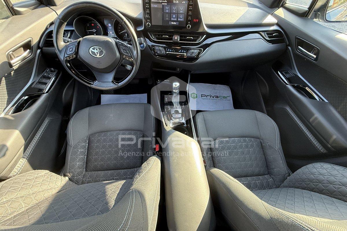 TOYOTA C-HR 2.0 Hybrid E-CVT Comfort