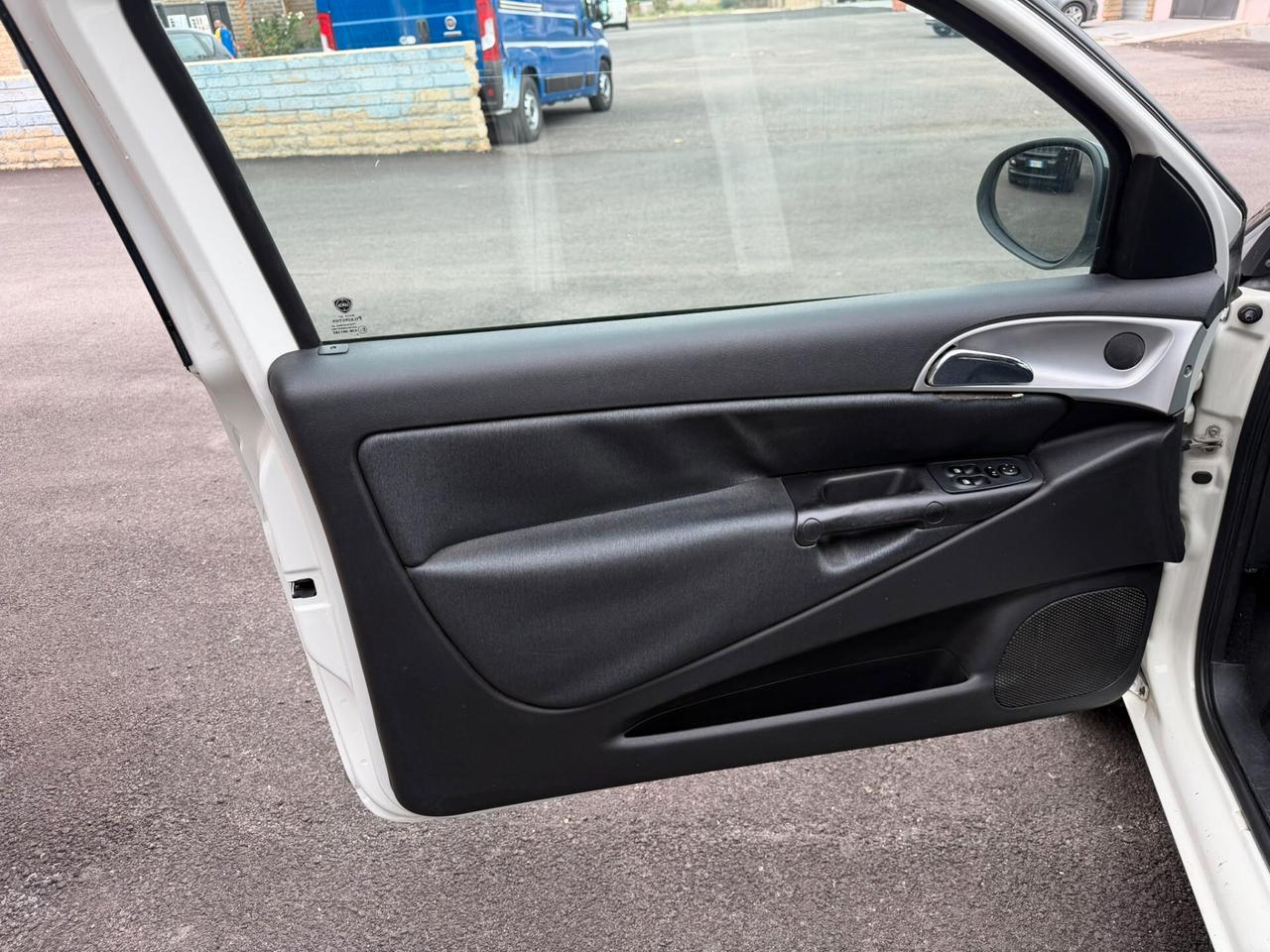 Lancia Ypsilon 1.2 GPL 60cv