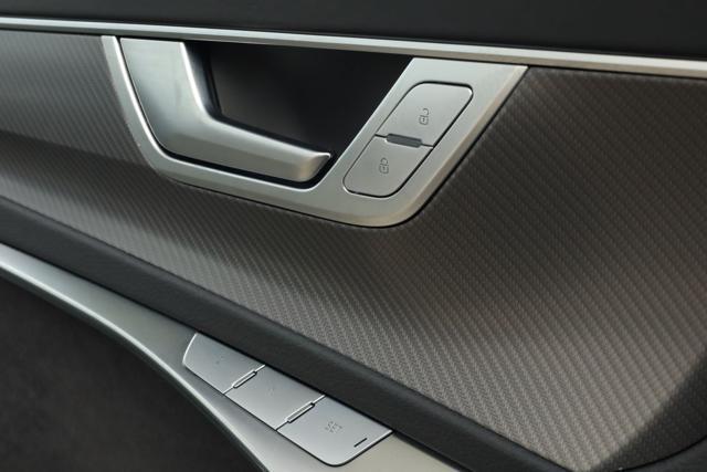 AUDI RS6 Avant 4.0 TFSI V8 quattro tiptronic