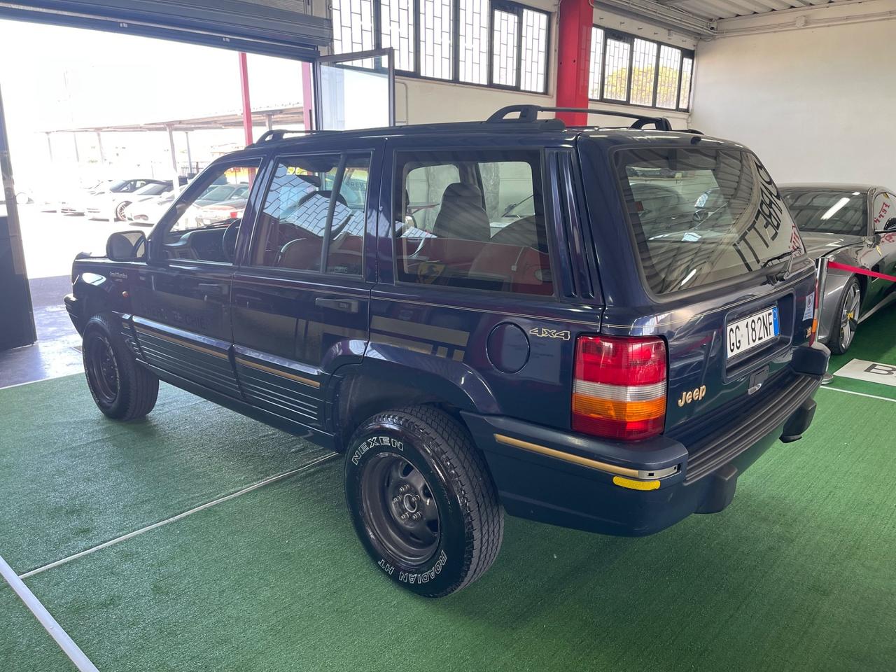 Jeep Grand Cherokee Chief 5.2 V8 Gpl ASI PERMUTE RATE