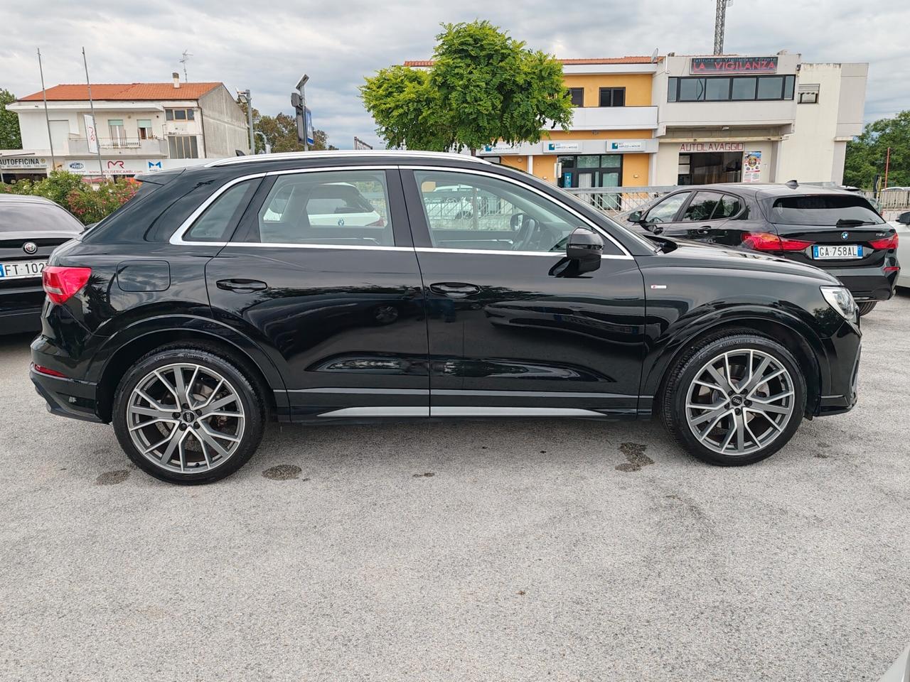 Audi Q3 40 TDI Quattro S tronic S line Edition