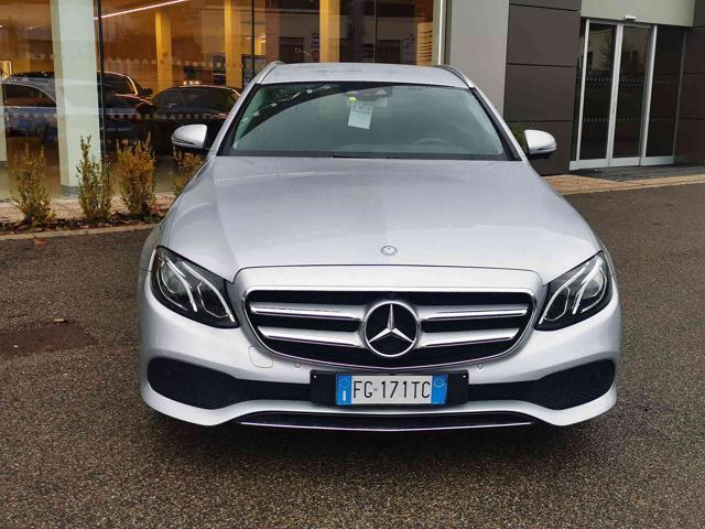 MERCEDES-BENZ E 220 d S.W. Auto Business Sport