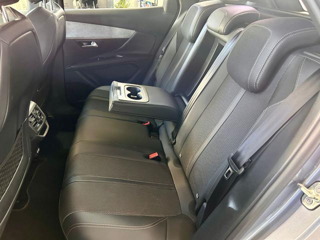 PEUGEOT 3008 PureTech Turbo 130 S&S EAT8 GT