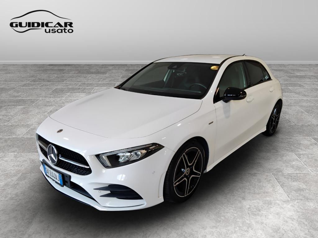 Mercedes-Benz Classe A - W177 2018 - A 180 d Premium auto