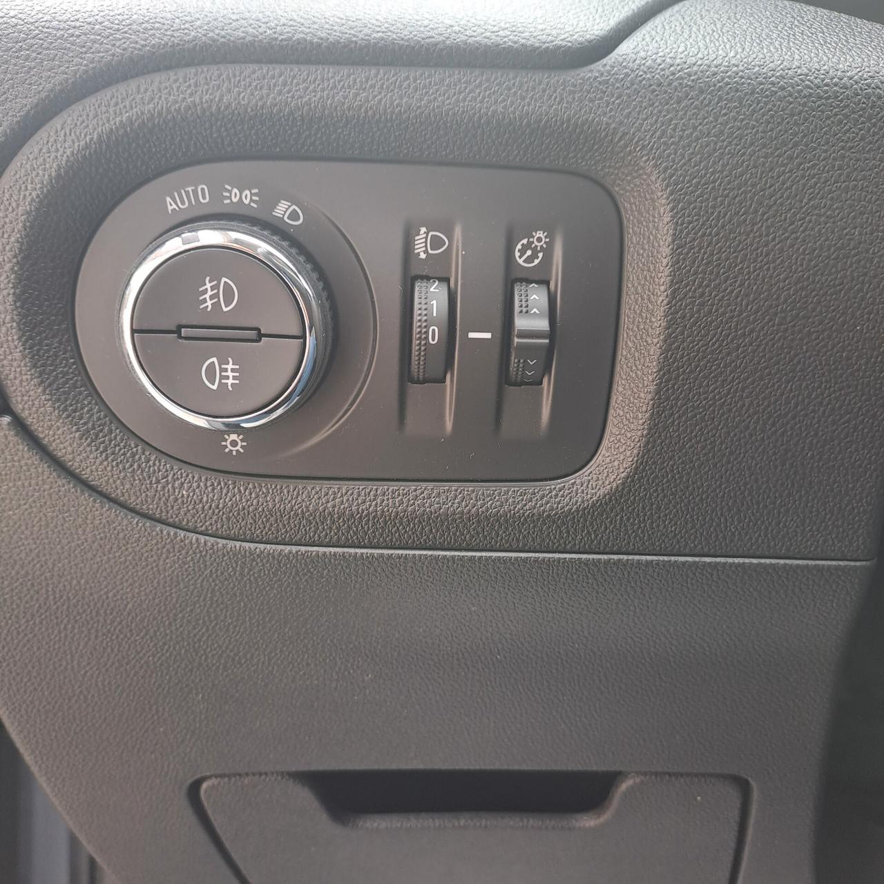 Opel Grandland X 1.5 D 130Cv Business
