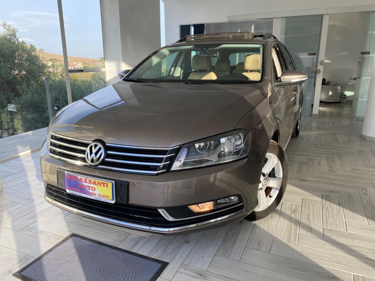 Volkswagen Passat Var. 1.4 TSI 150cv DSG TETTO APRIBILE2012