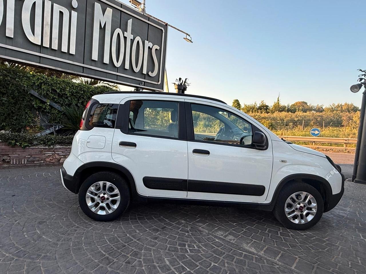 Fiat Panda Cross 1.0 FireFly S&S Hybrid