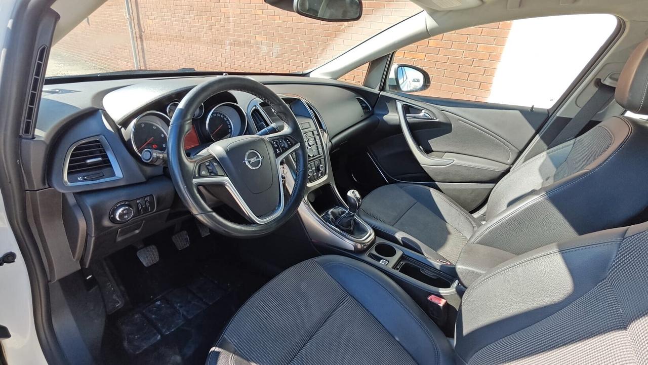 Opel Astra 1.7 CDTI 110CV 5 porte Cosmo