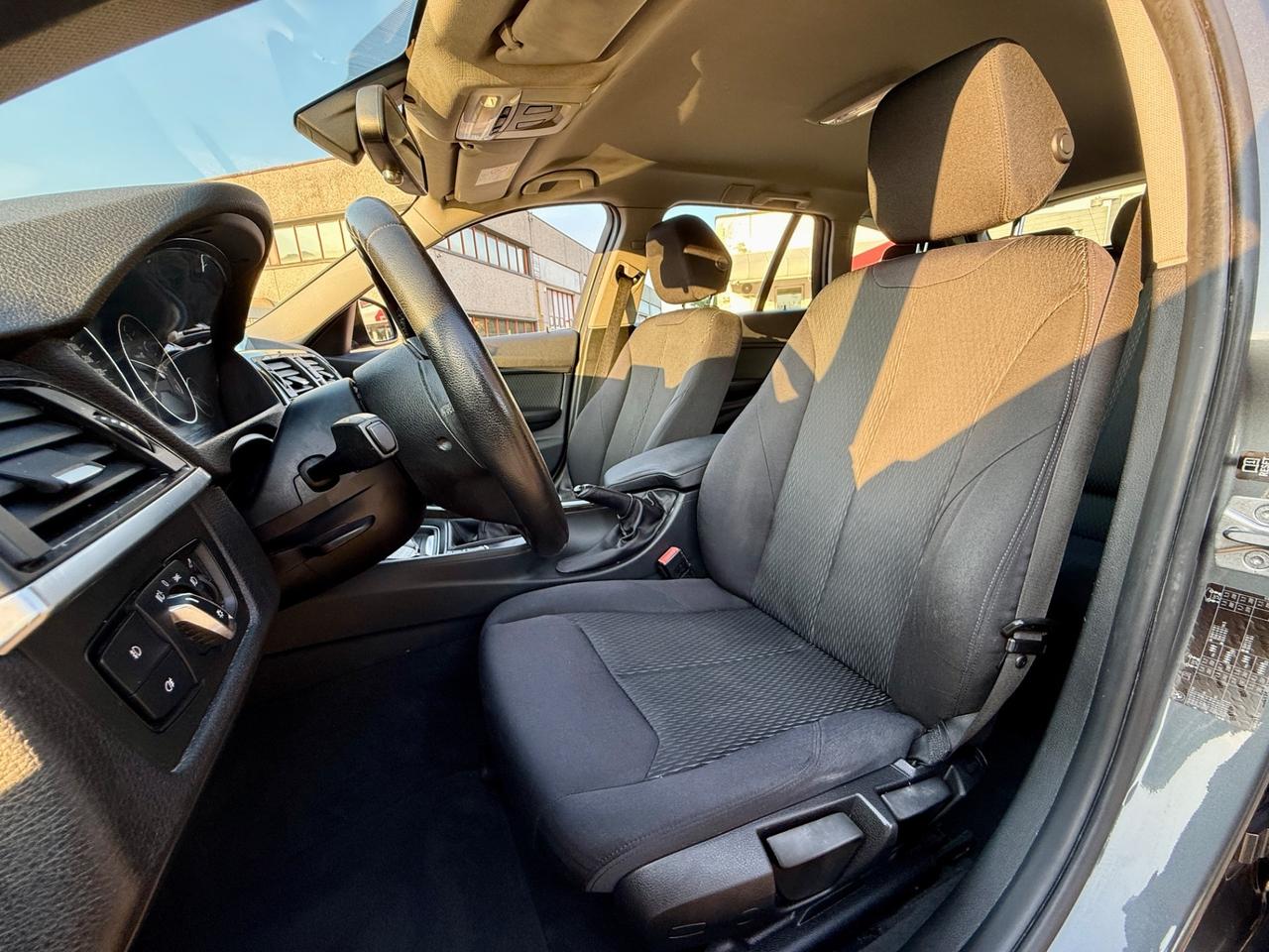 BMW 318d Touring Luxury - 2014 185.000KM