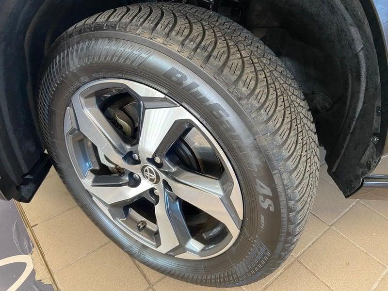 Toyota RAV4 Plug-in Plug-in 2.5 PHEV 306CV ECVT Dynamic+ 4WD