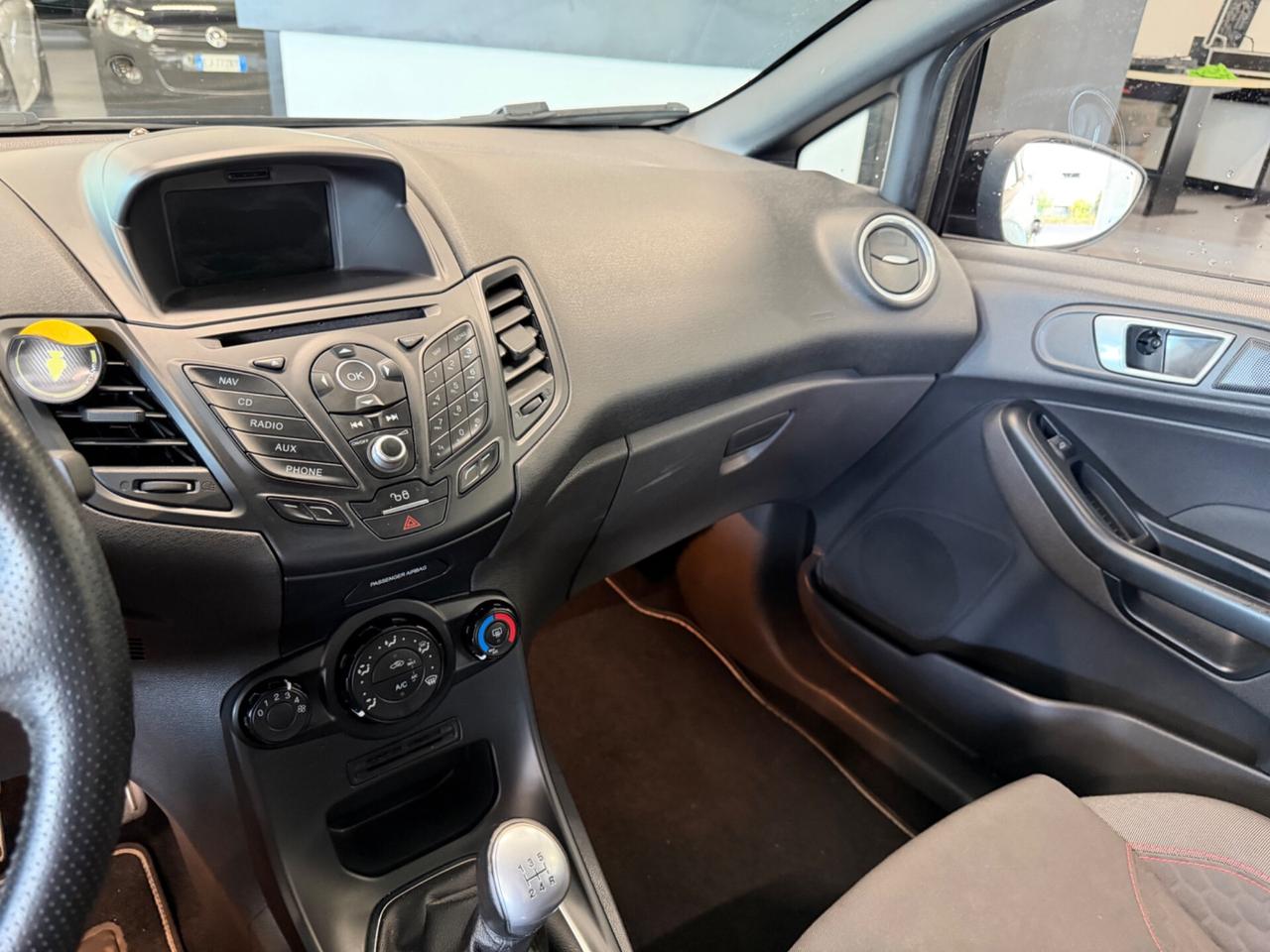 Ford Fiesta 1.2 82CV 3 porte Titanium ST line