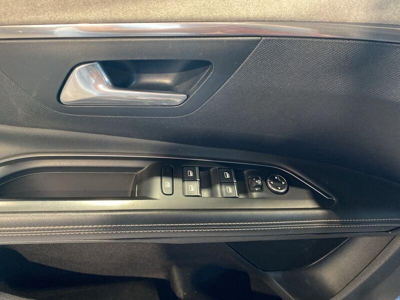 Peugeot 5008 BlueHDi 130 EAT8 S&S GT Pack