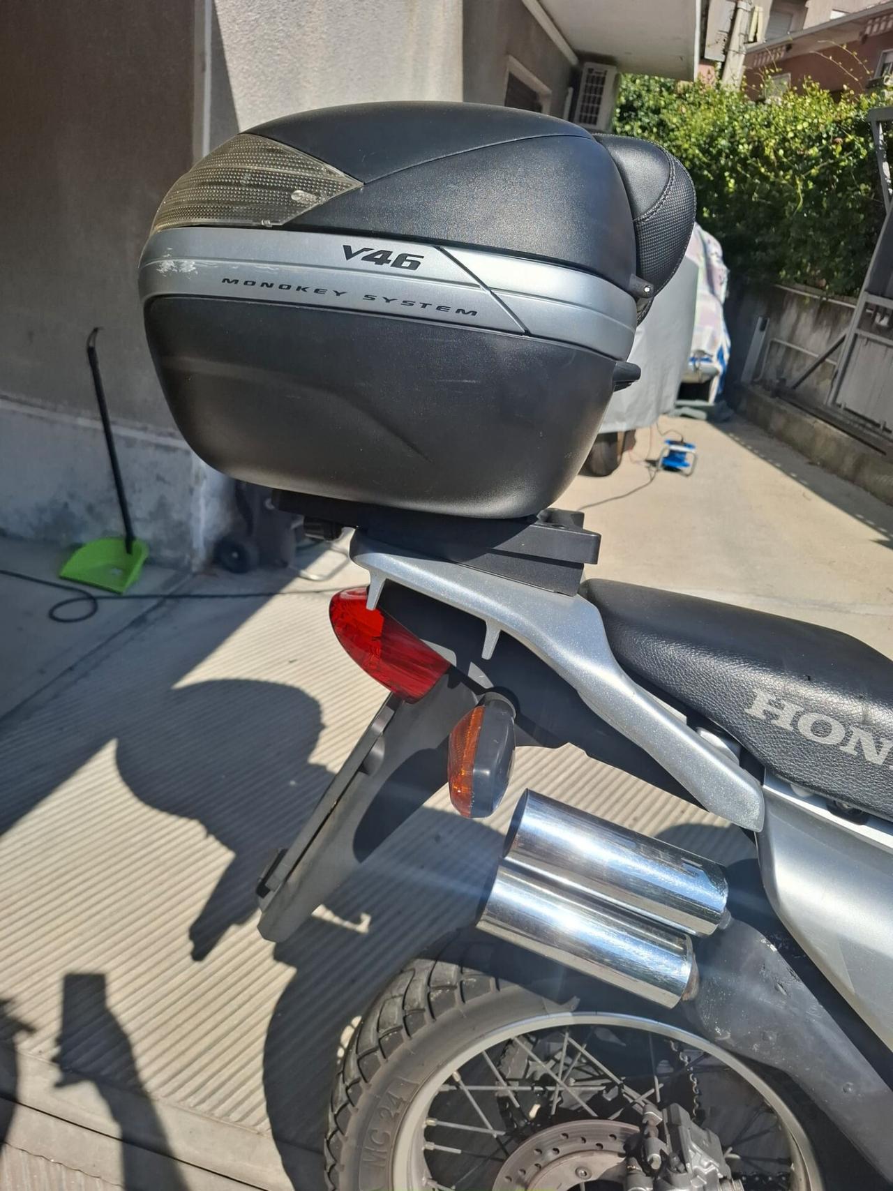 Honda Transalp 650