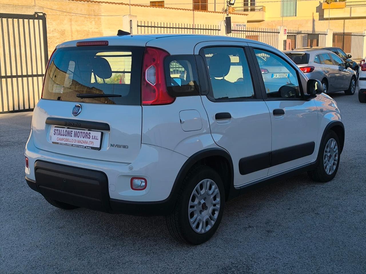 Fiat Panda 1.0 GSE S&S Hybrid Street Van 2021