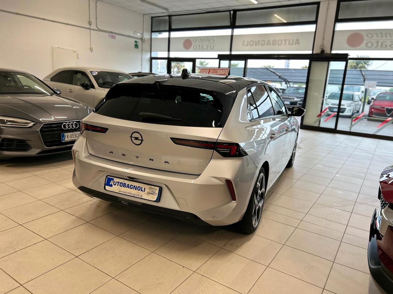 Opel Astra ULTIMATE 1.5 Turbo Diesel AT8 SPOTICAR
