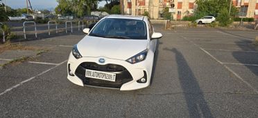 Toyota Yaris 1.5 Hybrid 5 porte Business