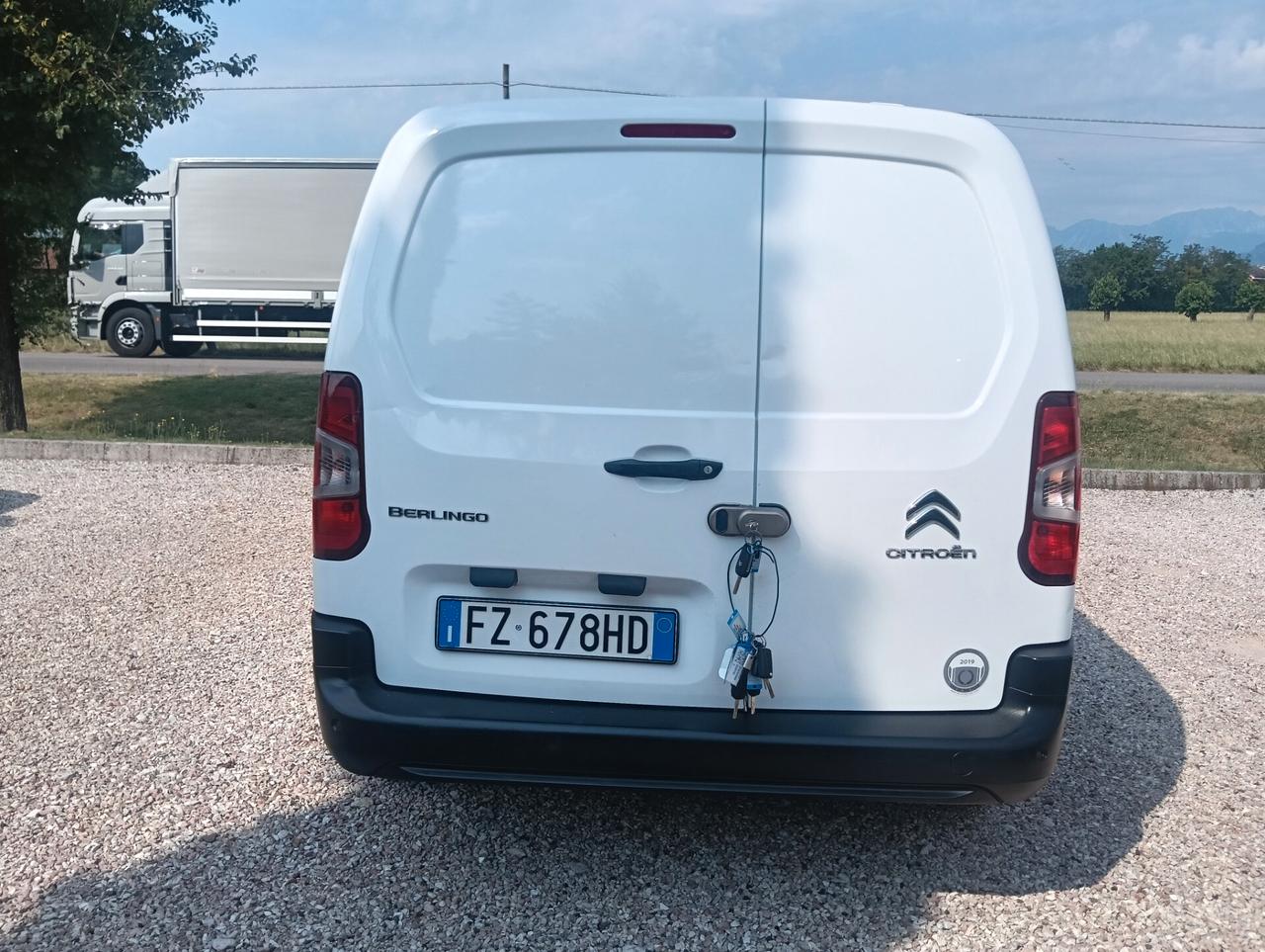 Citroen Berlingo BlueHDi 100 XL maxi