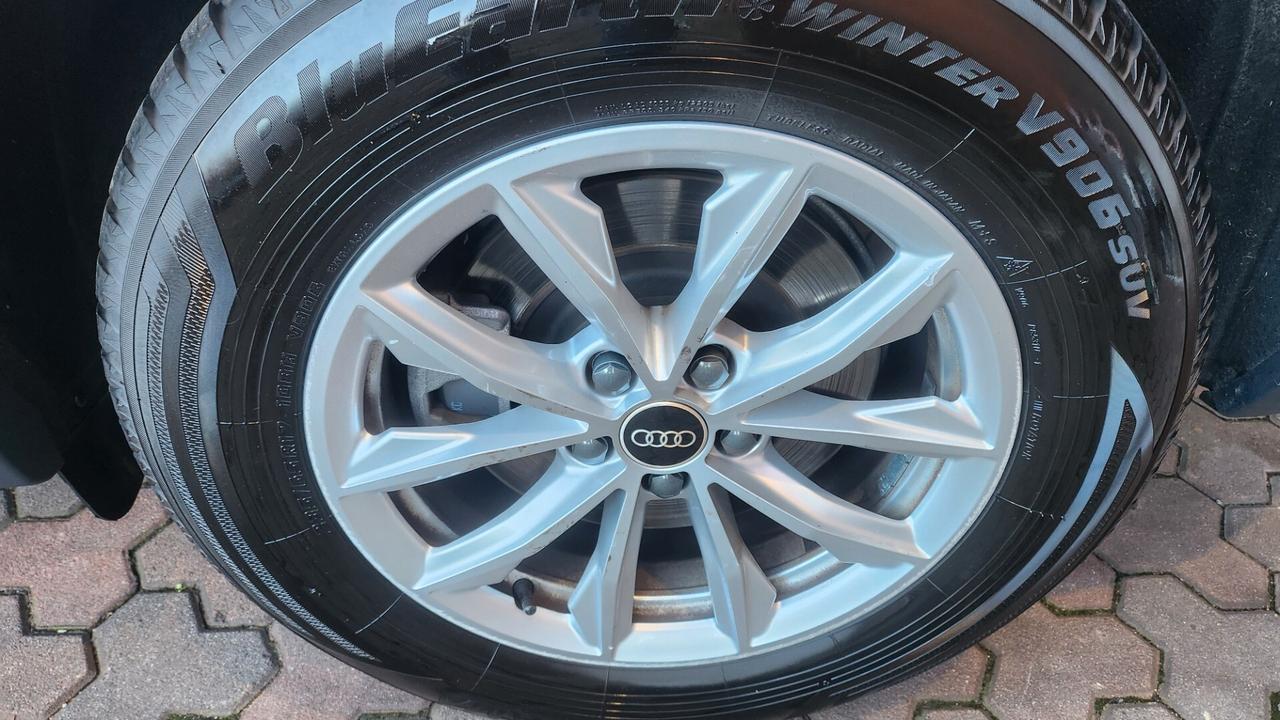 Audi Q5 30 TDI S tronic Business