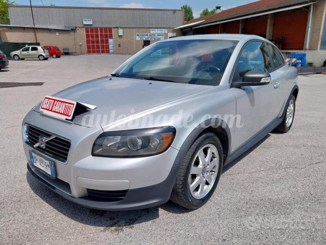 VOLVO C30 1.6 D Summum