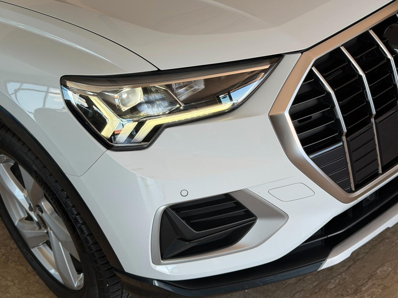 Audi Q3 35 2.0 TDI 150 cv. S Tronic BUSINESS ADVANCED