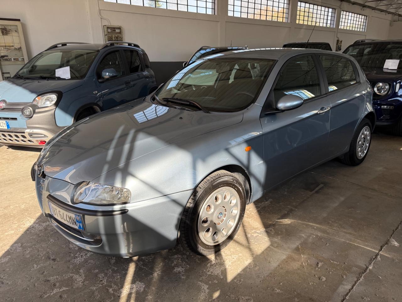 Alfa Romeo 147 1.6i 16V Twin Spark cat 5p. Progression