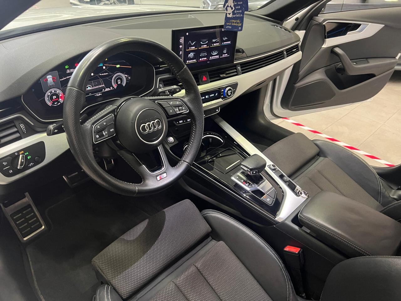 Audi A4 Avant 35 TDI/163 CV S tronic line