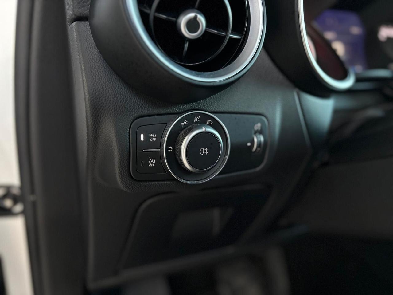 Alfa Romeo Stelvio 2.2 Turbodiesel 160 CV AT8 RWD Business