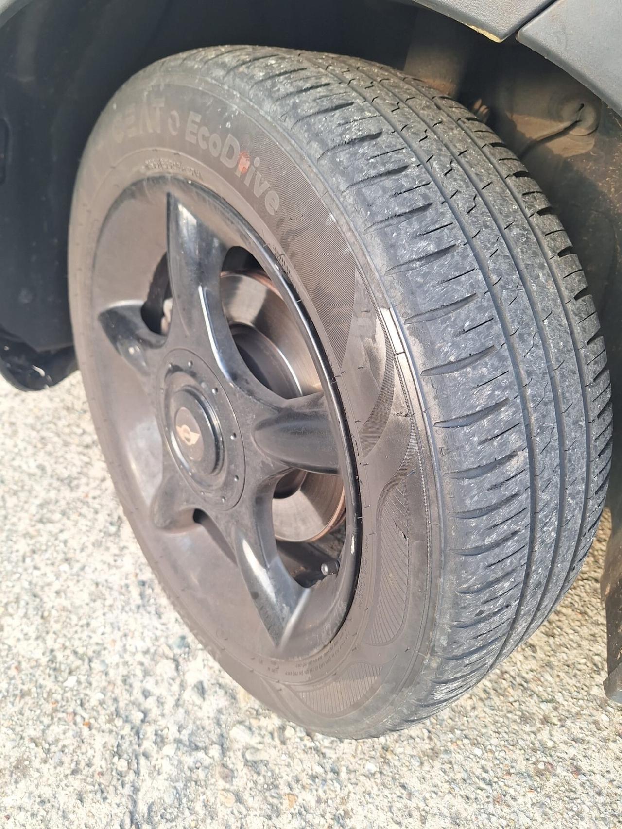 Mini One DE LUXE 1.6b 16v euro 4