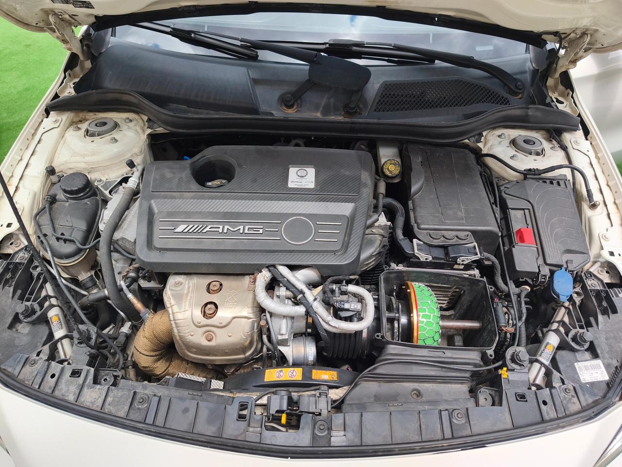 Mercedes-benz GLA 45 AMG 4 Matic Turbo