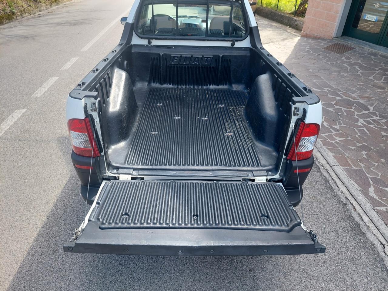 Fiat Strada 1.3 MJT Pick-up euro4 85cv