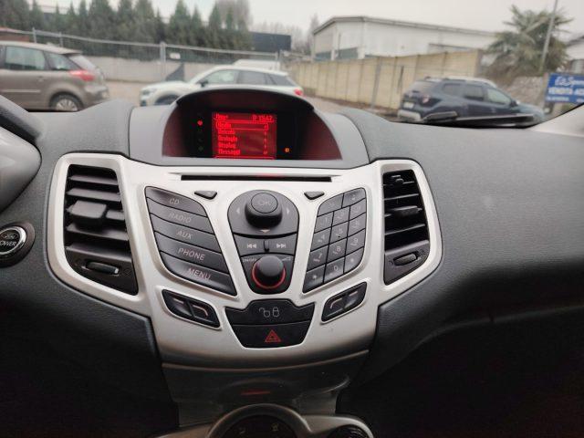 FORD Fiesta 1.4 TDCi 70CV 3 porte Titanium NEOPATENTATI