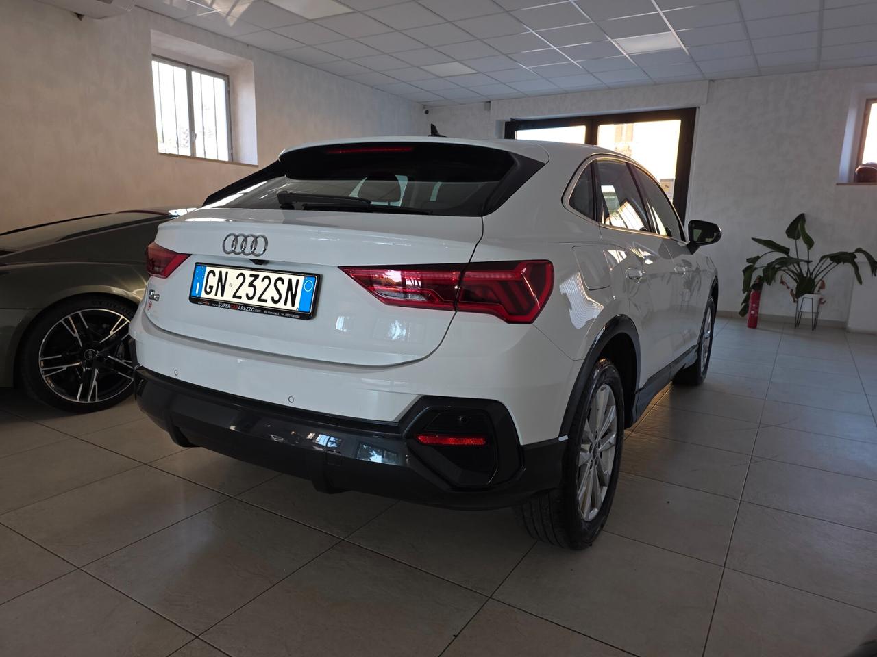 Audi Q3 SPB 35 TDI Business Plus