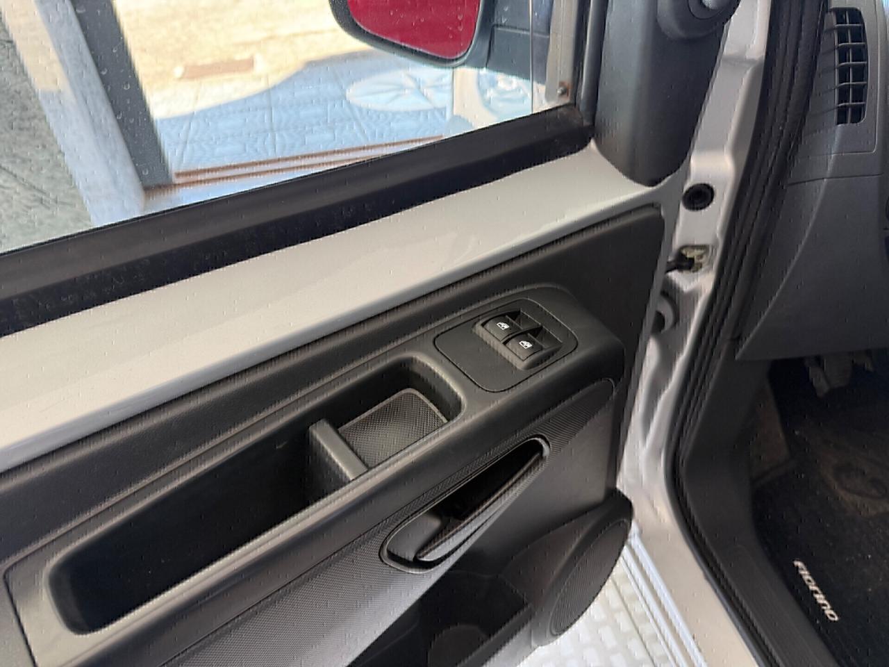 Fiat Fiorino 1.4 8V 73CV GPL Combi Semivetrato SX
