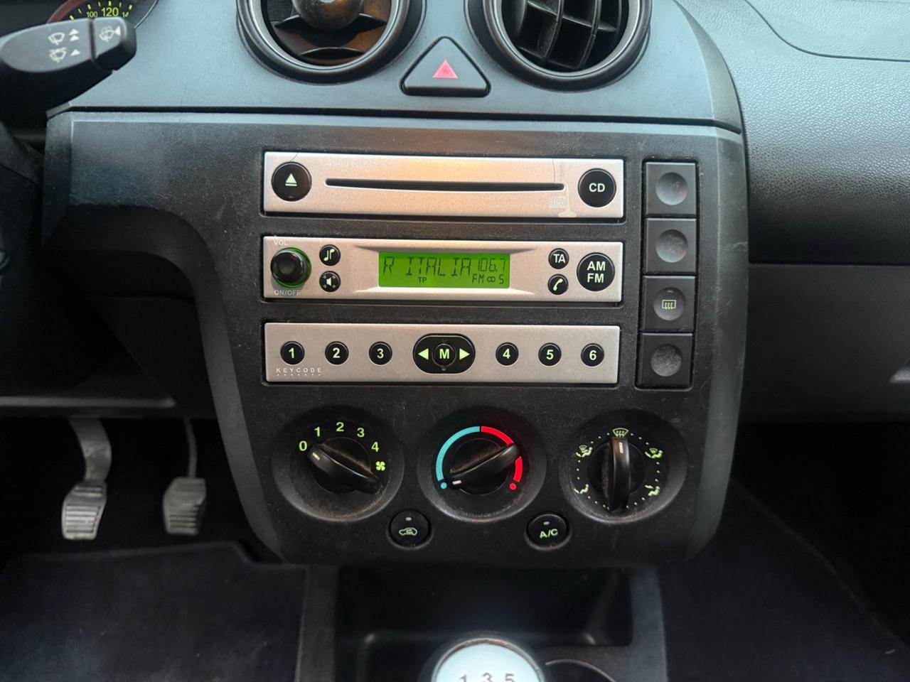 Ford Fiesta 1.2 16V 3p. Ghia